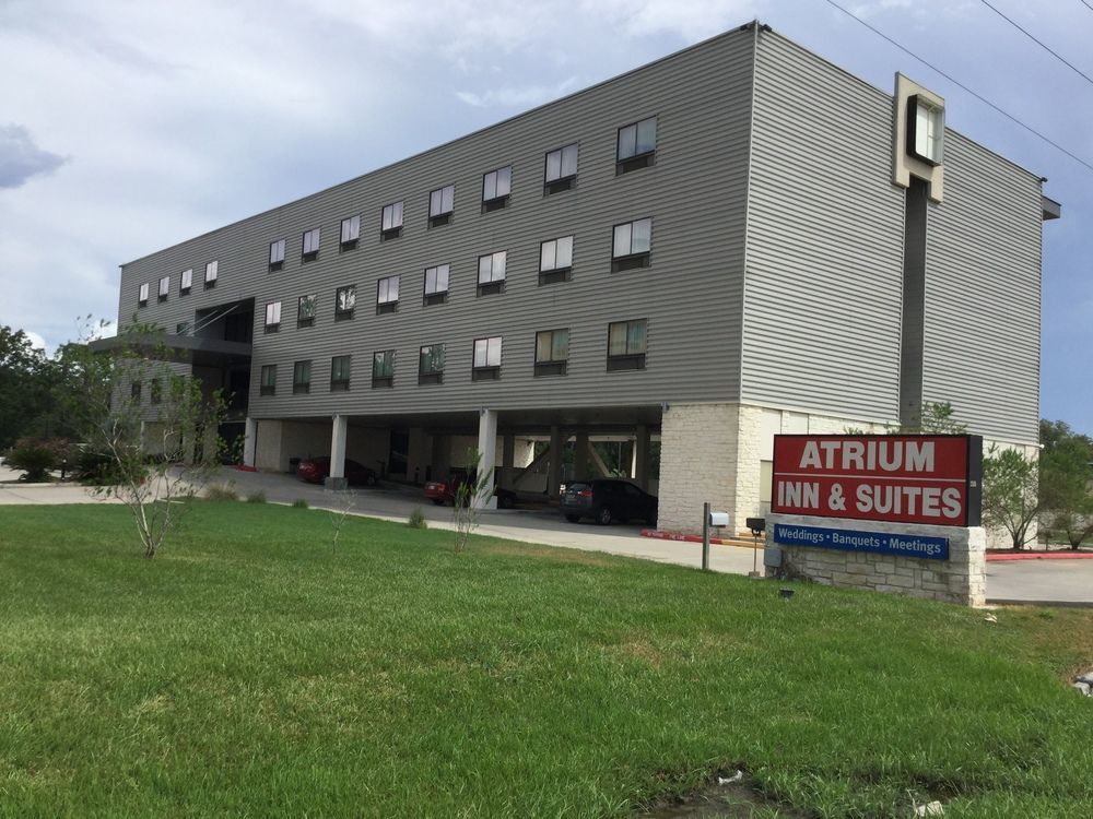 Baymont By Wyndham Columbus Hotel Exterior foto